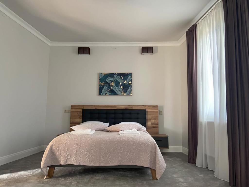 Maisonette Apartments Câmpulung Zewnętrze zdjęcie