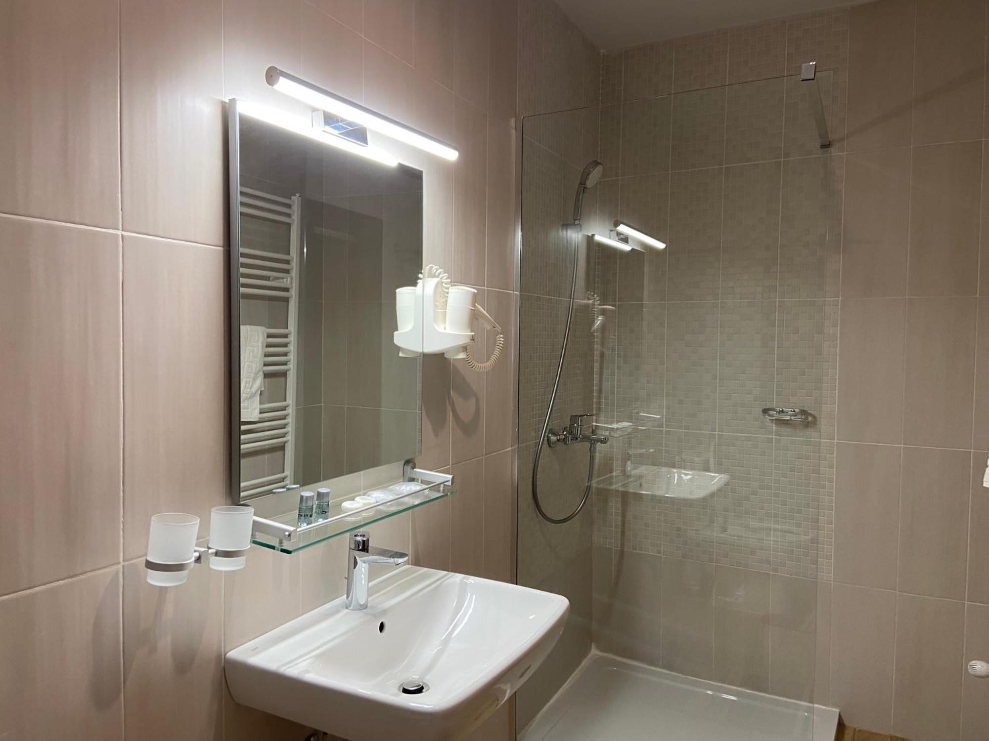 Maisonette Apartments Câmpulung Zewnętrze zdjęcie