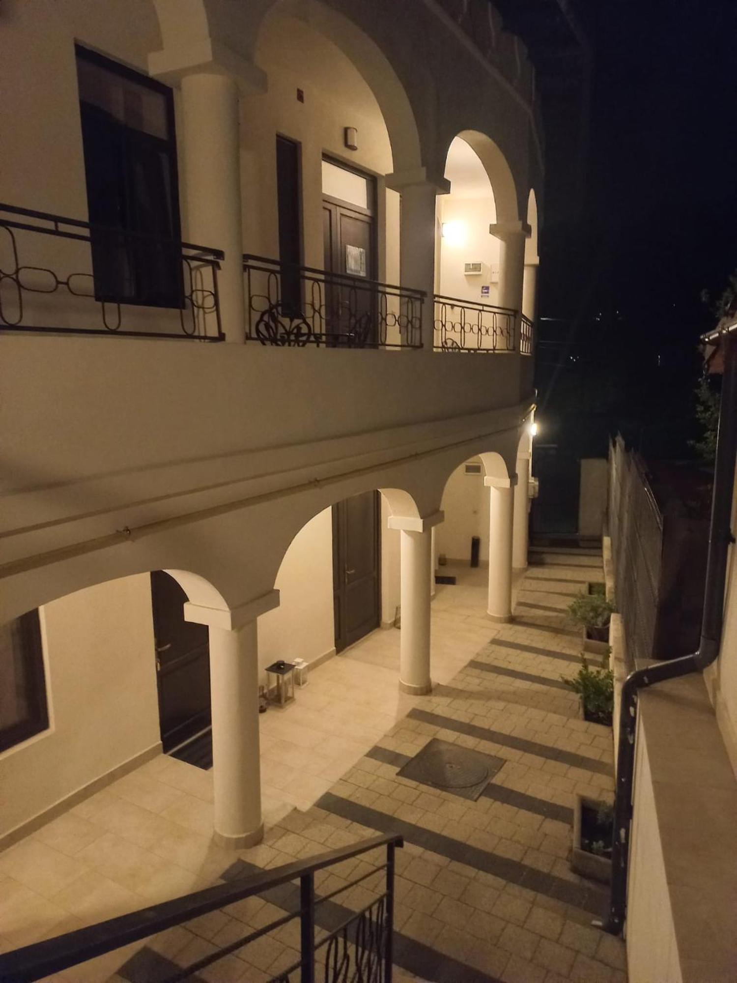 Maisonette Apartments Câmpulung Zewnętrze zdjęcie
